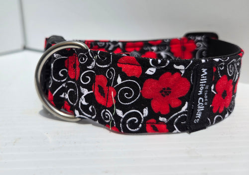 Red Flower collar